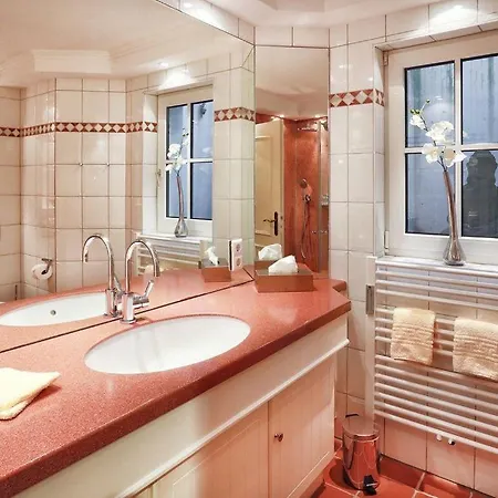 Apartment Heefwai 3 *